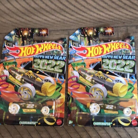 Hot Wheels City 2022 Hot Wheels Happy New Year🥳 Carbonator 1 2 Collect 1 4 Play - Picture 3 of 17